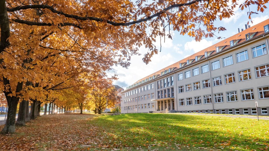 Studierendenwerk-Wohnheim Tübingen ausgesperrt: was tun?